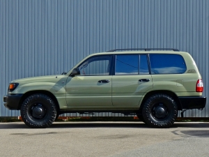 ランクル１００キャンプ　アウトドア　レジャー　４ＷＤ　ＳＵＶ