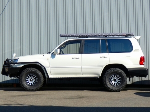 ランクル１００キャンプ　アウトドア　レジャー　４ＷＤ　ＳＵＶ