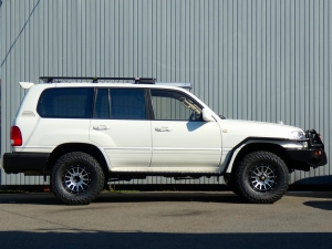 ランクル１００キャンプ　アウトドア　レジャー　４ＷＤ　ＳＵＶ