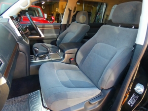 ランクル２００キャンプ　アウトドア　レジャー　４ＷＤ　ＳＵＶ