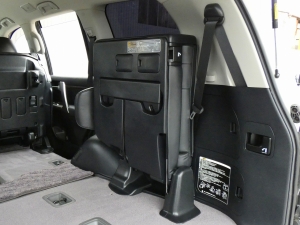 ランクル２００キャンプ　アウトドア　レジャー　４ＷＤ　ＳＵＶ