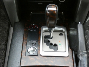 ランクル２００キャンプ　アウトドア　レジャー　４ＷＤ　ＳＵＶ