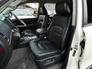 ランクル２００キャンプ　アウトドア　レジャー　４ＷＤ　ＳＵＶ