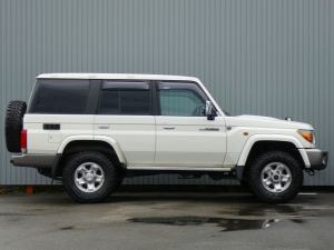 ランクル７０キャンプ　アウトドア　レジャー　４ＷＤ　ＳＵＶ
