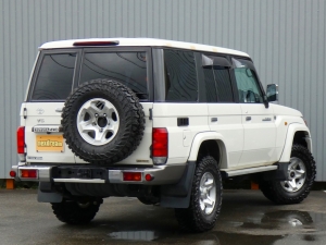 ランクル７０キャンプ　アウトドア　レジャー　４ＷＤ　ＳＵＶ
