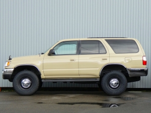 ハイラックスサーフキャンプ　アウトドア　レジャー　４ＷＤ　ＳＵＶ