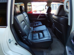 ランクル２００キャンプ　アウトドア　レジャー　４ＷＤ　ＳＵＶ