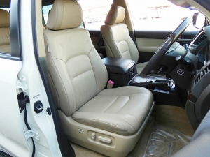 ランクル２００キャンプ　アウトドア　レジャー　４ＷＤ　ＳＵＶ