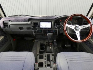 ランクルプラドキャンプ　アウトドア　レジャー　４ＷＤ　ＳＵＶ