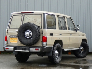ランクルプラドキャンプ　アウトドア　レジャー　４ＷＤ　ＳＵＶ
