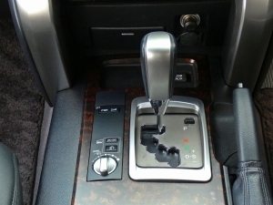 ランクル２００キャンプ　アウトドア　レジャー　４ＷＤ　ＳＵＶ