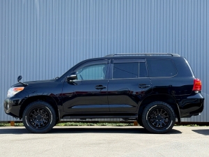ランクル２００キャンプ　アウトドア　レジャー　４ＷＤ　ＳＵＶ
