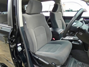 ランクル２００キャンプ　アウトドア　レジャー　４ＷＤ　ＳＵＶ