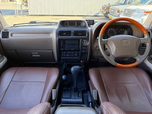 ランクルプラド４WD　ランクル　クラシック