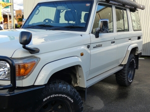 ランクル７０キャンプ　アウトドア　レジャー　４ＷＤ　ＳＵＶ