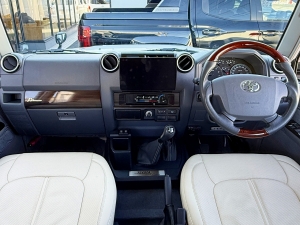 ランクル７０キャンプ　アウトドア　レジャー　４ＷＤ　ＳＵＶ