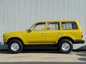 ランクル８０キャンプ　アウトドア　レジャー　４ＷＤ　ＳＵＶ