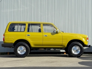 ランクル８０キャンプ　アウトドア　レジャー　４ＷＤ　ＳＵＶ