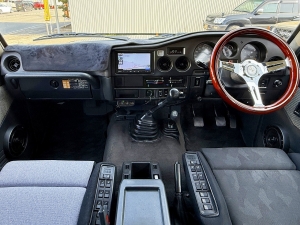 ランクル６０キャンプ　アウトドア　レジャー　４ＷＤ　ＳＵＶ