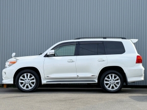 ランクル２００キャンプ　アウトドア　レジャー　４ＷＤ　ＳＵＶ