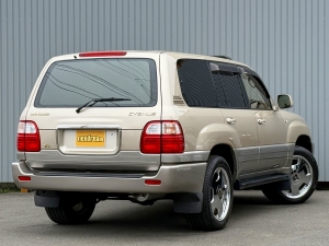 ランクル１００キャンプ　アウトドア　レジャー　４ＷＤ　ＳＵＶ