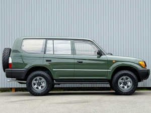 ランクルプラド95系キャンプ　アウトドア　レジャー　４ＷＤ　ＳＵＶ