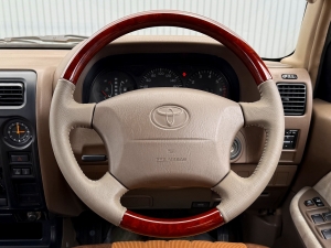 ランクルプラド95系キャンプ　アウトドア　レジャー　４ＷＤ　ＳＵＶ