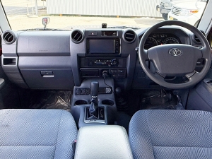 ランクル７０キャンプ　アウトドア　レジャー　４ＷＤ　ＳＵＶ