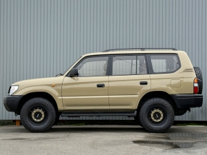 ランクルプラド95系キャンプ　アウトドア　レジャー　４ＷＤ　ＳＵＶ