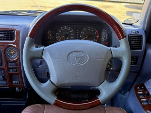 ランクルプラド95系キャンプ　アウトドア　レジャー　４ＷＤ　ＳＵＶ