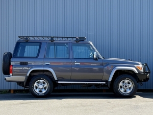 ランクル７０キャンプ　アウトドア　レジャー　４ＷＤ　ＳＵＶ