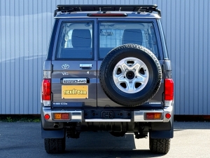 ランクル７０キャンプ　アウトドア　レジャー　４ＷＤ　ＳＵＶ
