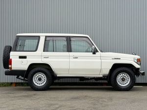 ランクル７０キャンプ　アウトドア　レジャー　４ＷＤ　ＳＵＶ