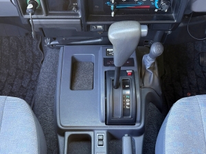 ランクル７０キャンプ　アウトドア　レジャー　４ＷＤ　ＳＵＶ