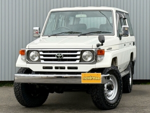 ランクル７０キャンプ　アウトドア　レジャー　４ＷＤ　ＳＵＶ