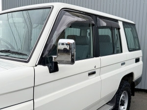 ランクル７０キャンプ　アウトドア　レジャー　４ＷＤ　ＳＵＶ