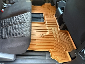 デリカＤ５キャンプ　アウトドア　レジャー　４ＷＤ　ＳＵＶ