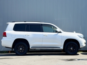 ランクル２００キャンプ　アウトドア　レジャー　４ＷＤ　ＳＵＶ