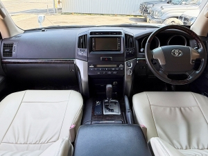 ランクル２００キャンプ　アウトドア　レジャー　４ＷＤ　ＳＵＶ