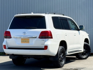 ランクル２００キャンプ　アウトドア　レジャー　４ＷＤ　ＳＵＶ