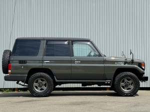 ランクル７０キャンプ　アウトドア　レジャー　４ＷＤ　ＳＵＶ