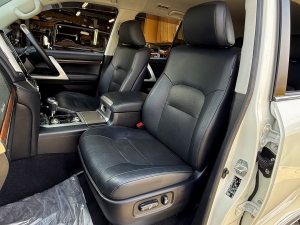 ランクル２００キャンプ　アウトドア　レジャー　４ＷＤ　ＳＵＶ