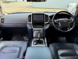 ランクル２００キャンプ　アウトドア　レジャー　４ＷＤ　ＳＵＶ