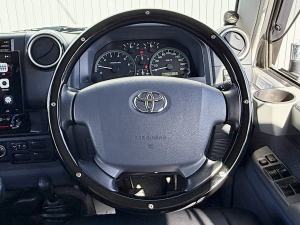 ランクル７０キャンプ　アウトドア　レジャー　４ＷＤ　ＳＵＶ