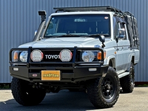 ランクル７０キャンプ　アウトドア　レジャー　４ＷＤ　ＳＵＶ