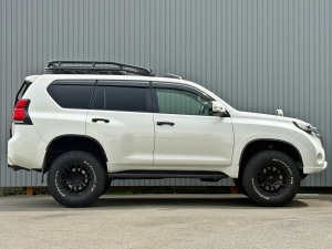 ランクルプラドキャンプ　アウトドア　レジャー　４ＷＤ　ＳＵＶ