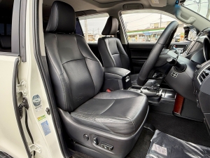 ランクルプラドキャンプ　アウトドア　レジャー　４ＷＤ　ＳＵＶ