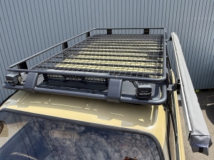 ランクル８０キャンプ　アウトドア　レジャー　４ＷＤ　ＳＵＶ
