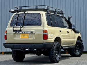 ランクル８０キャンプ　アウトドア　レジャー　４ＷＤ　ＳＵＶ