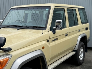ランクル７０キャンプ　アウトドア　レジャー　４ＷＤ　ＳＵＶ